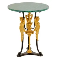 Picture Elite coffee table with decorations