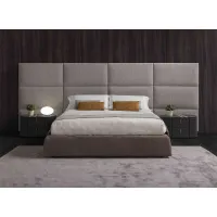 Picture An elegant Italian bed in two dimensions