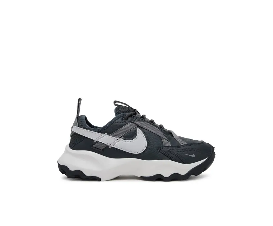 obrazek 1 Nike Sneakersy TC 7900 DD9682 001 Szary