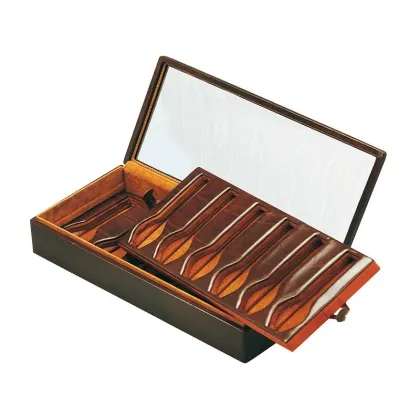 Zdjęcie Dwupiętrowa szkatułka na 12 zegarków