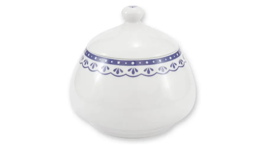obrazek 1 Piękna stylowa cukiernica z porcelany z delikatnym niebieskim zdobieniem z kolekcji HyggeLine – Leander