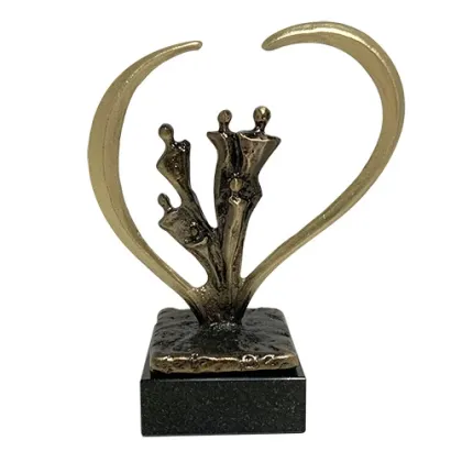 Zdjęcie Urocza statuetka wykonana z platerowanego brązu