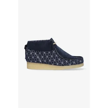 Zdjęcie Clarks Originals botki Wallabee Boot damskie kolor granatowy na płaskim obcasie 26168706