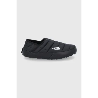 Zdjęcie The North Face Kapcie Thermoball Traction Mule kolor czarny NF0A3UZNKY41