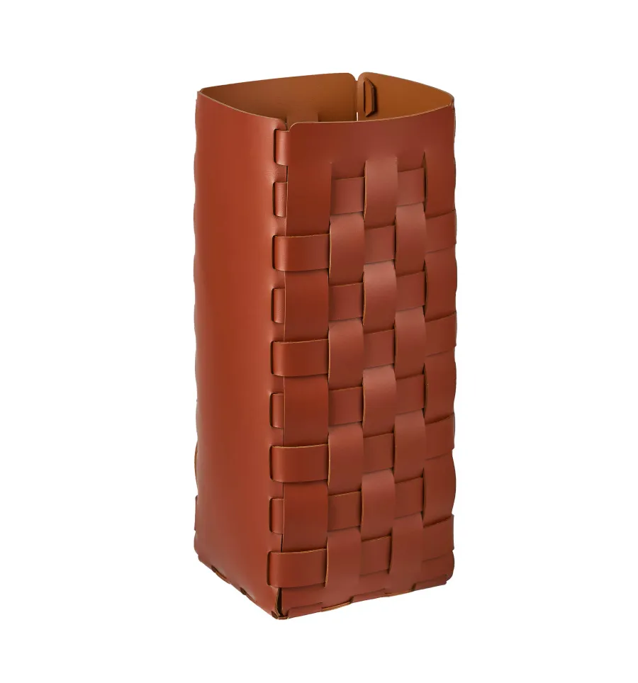 obrazek 1 Bordowy skórzany pleciony kosz na parasole o wymiarach 20x20xH51 cm