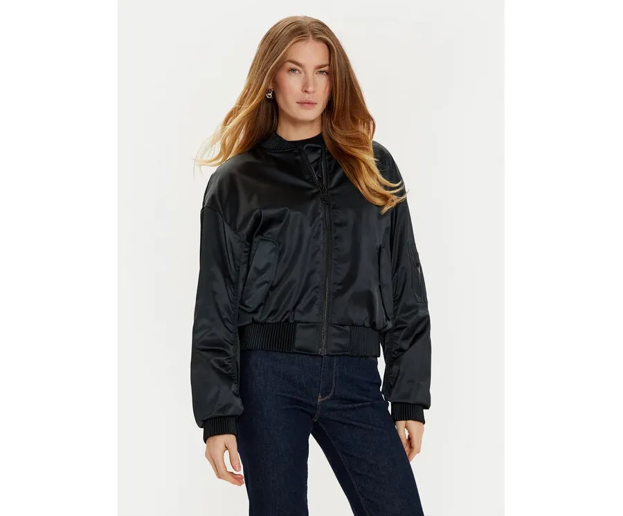 obrazek 1 Guess Kurtka bomber Aurore W4BL48 WGKK2 Czarny Regular Fit