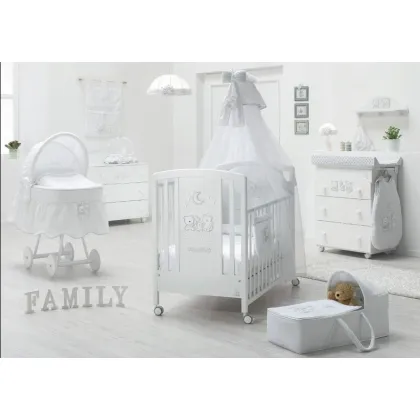 Zdjęcie Wyjątkowy pokoik dla niemowlaka w kolorze białym - Italbaby