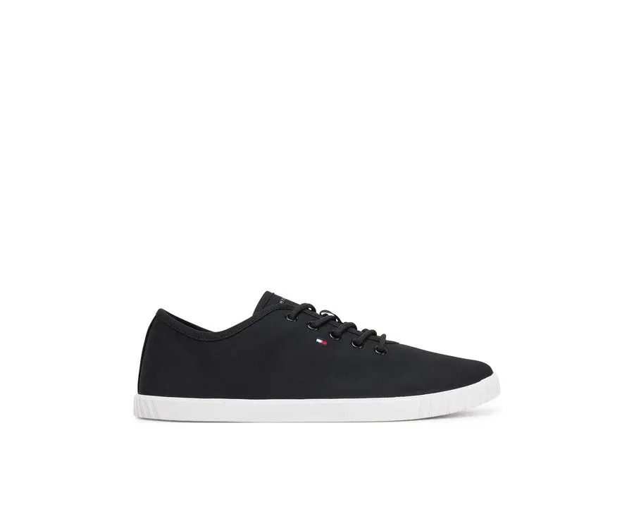 obrazek 1 Tommy Hilfiger Tenisówki Canvas Lace Up Sneaker FW0FW08641 Czarny