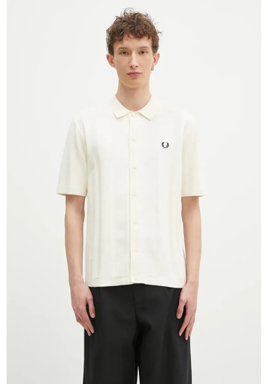 obrazek 1 Fred Perry koszula bawełniana męska kolor beżowy regular z kołnierzykiem klasycznym K9727.560