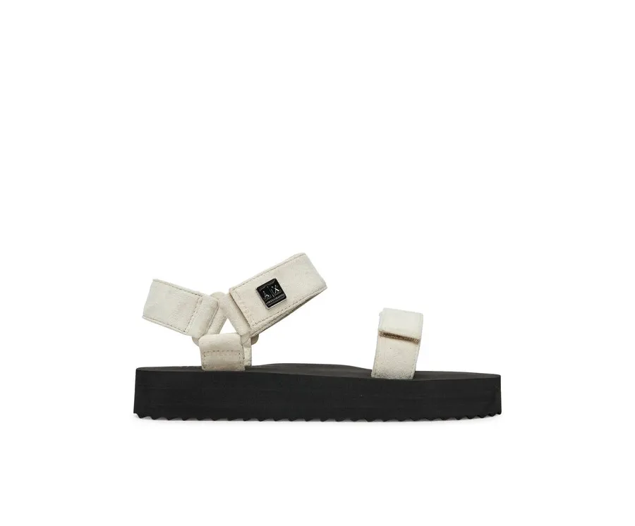 obrazek 1 Armani Exchange Sandały XDP064 XV928 01819 Szary