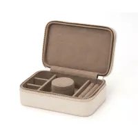 Picture Sophia travel case with zipper for jewelry