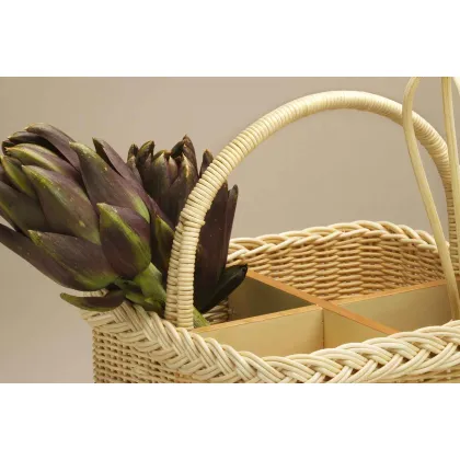Zdjęcie Kosz na sztućce z naturalnej wikliny z zakrzywioną rączką