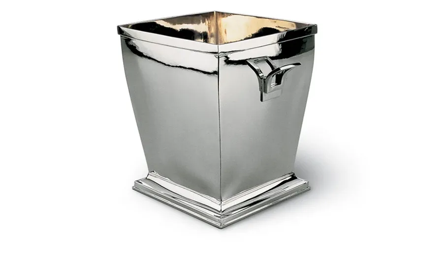 picture 1 Beautiful, square edged champagne bucket with base 