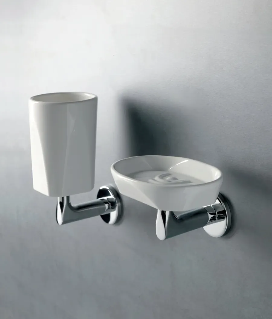 obrazek 2 Piękna ceramiczna szklanka do eleganckiej łazienki - Stilhaus