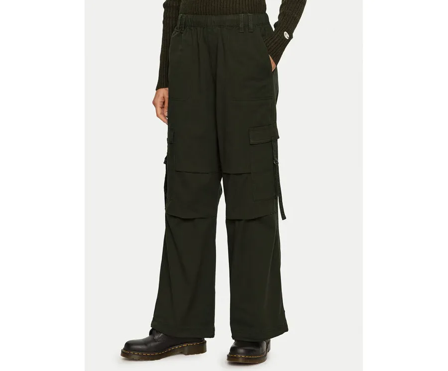 obrazek 1 Champion Spodnie dresowe 117503 Zielony Oversize