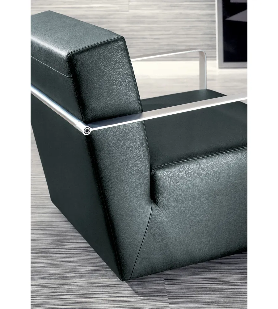 obrazek 4 Designerski, praktyczny fotel z Hiszpanii do salonu - Casadesus