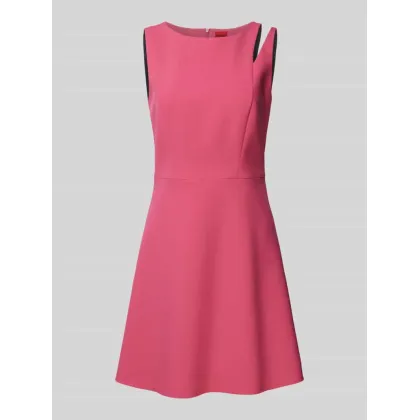 Zdjęcie Sukienka mini z dekoltem w łódkę model ‘Kisuna’