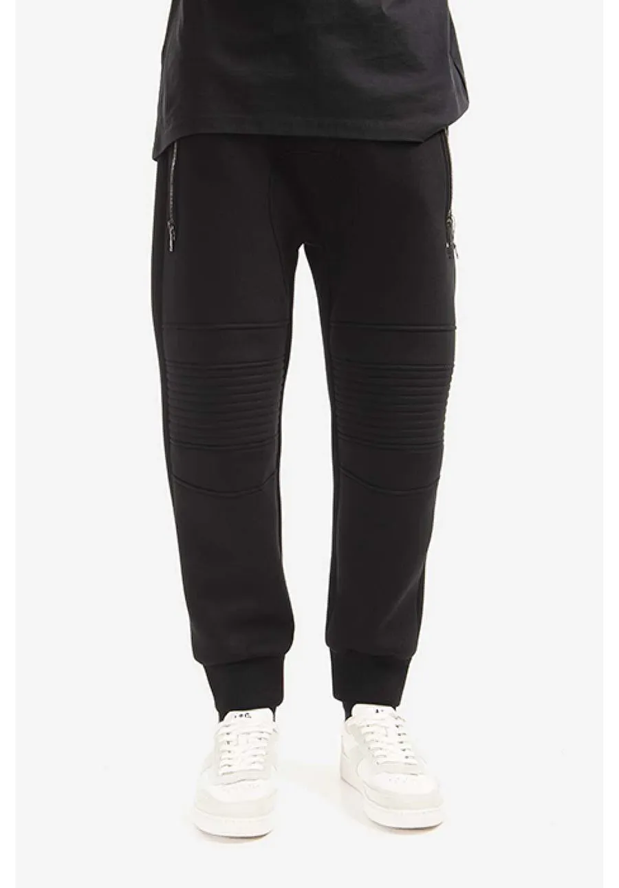 obrazek 1 Neil Barett spodnie dresowe Skinny Low Rise Swatpants kolor czarny gładkie BJP002BH.S505C.01-CZARNY