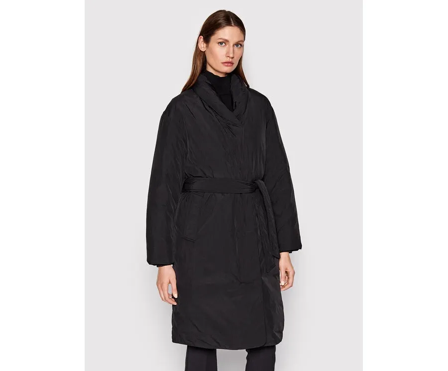 obrazek 1 Calvin Klein Kurtka puchowa K20K204158 Czarny Regular Fit