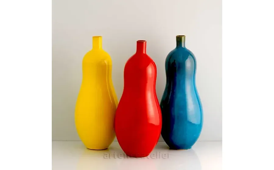 obrazek 2 Piękny ceramiczny wazon o obłym kształcie