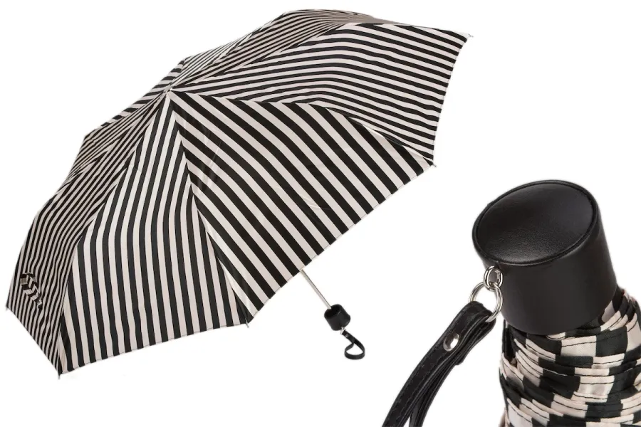 obrazek 1 Stylowy parasol damski w czarno białe paski ze skórzaną rączką - Pasotti