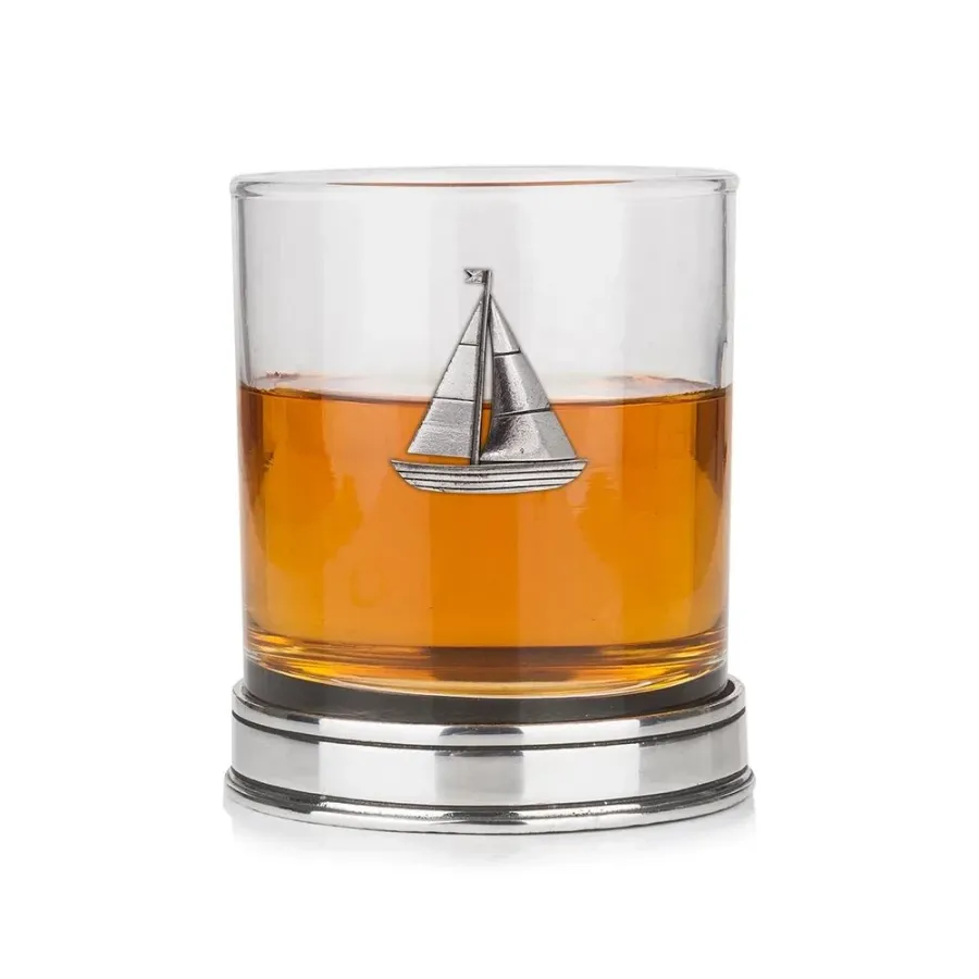 obrazek 1 Niepowtarzalna szklanka do whisky z żaglówką – wyjątkowy prezent dla żeglarza