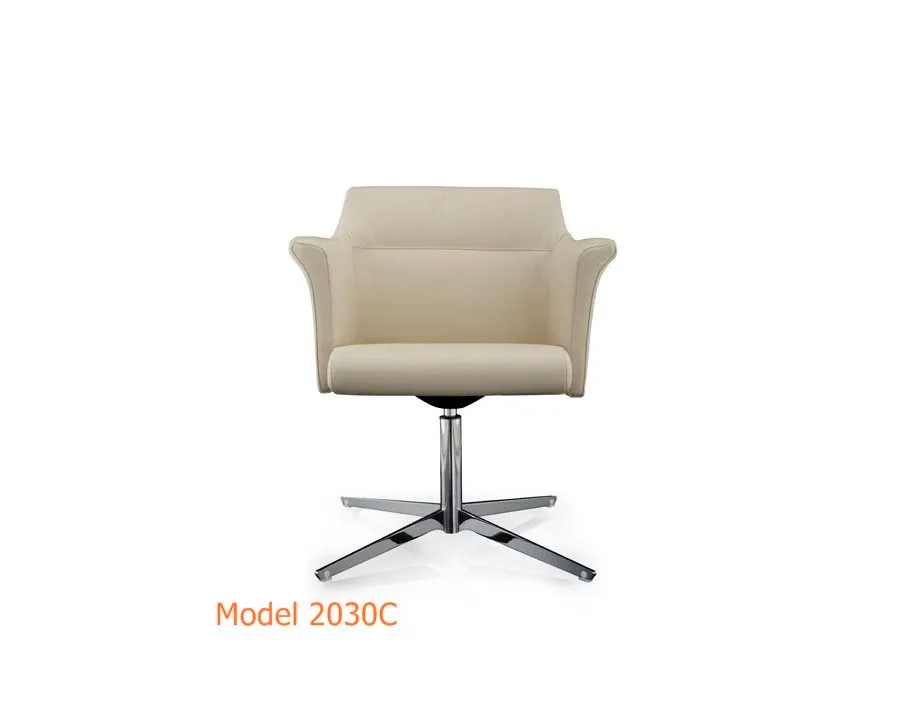 picture 3 Comfortable office chair made of leather