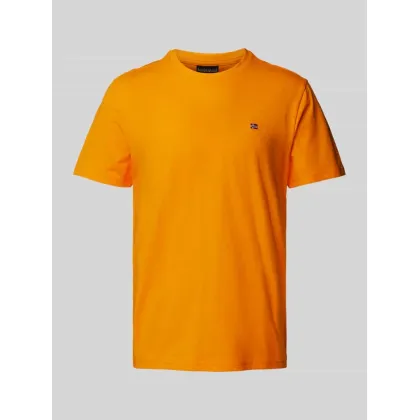 Zdjęcie T-shirt z wyhaftowanym logo