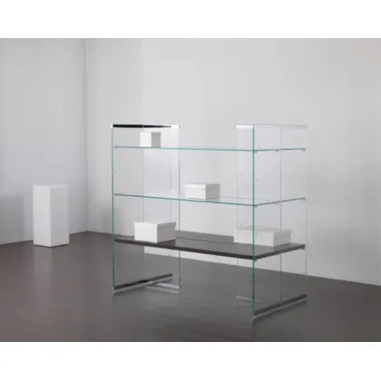 Picture Stylish free-standing shop window made of crystal