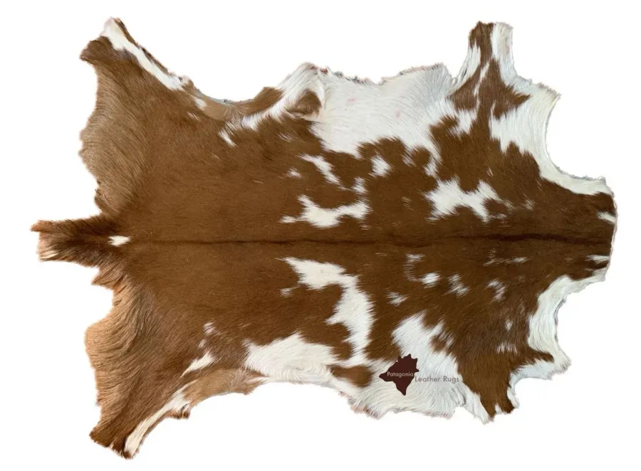 obrazek 1 Piękny dywan z prawdziwej skóry koziej - 80x66 cm
