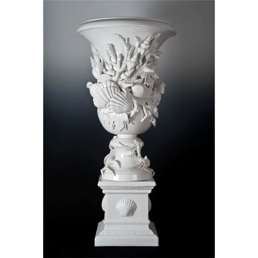 obrazek 1 Stylowy ceramiczny wazon zdobiony morską dekoracją