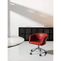 Picture Modern, elegant swivel armchair with a base on wheels - Mascheroni