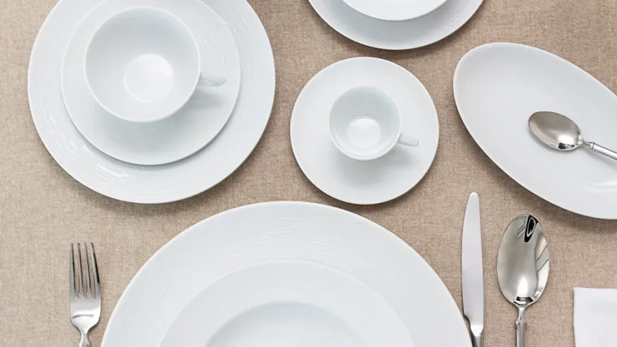 obrazek 5 Zjawiskowa biała porcelana na stół dla 12 osobowej rodziny - Porcel