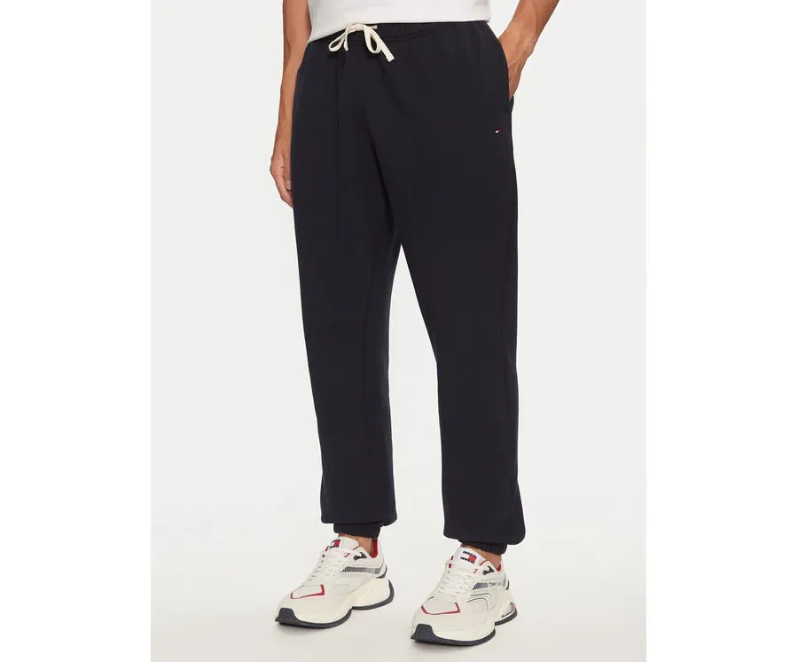 obrazek 1 Tommy Hilfiger Spodnie dresowe Essential MW0MW37231 Granatowy Relaxed Fit
