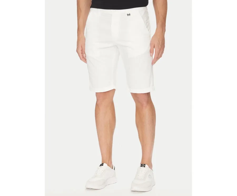 obrazek 1 KARL LAGERFELD Szorty materiałowe 265812 552829 Biały Regular Fit