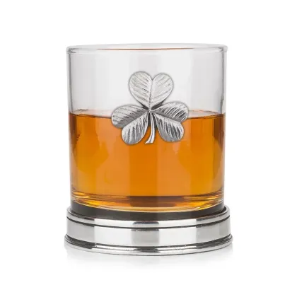 Zdjęcie Szklanka do whisky z symbolem Irlandii – koniczyną z pewteru – prezent na wyjątkową okazję