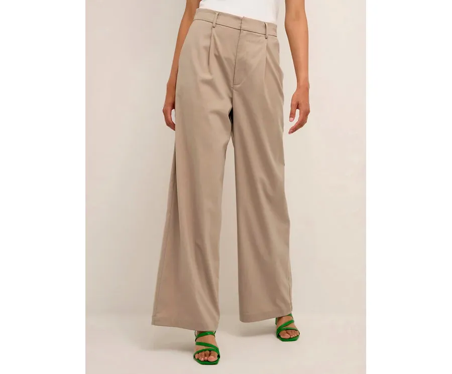obrazek 1 Karen by Simonsen Spodnie materiałowe Herta 10104253 Beżowy Straight Fit