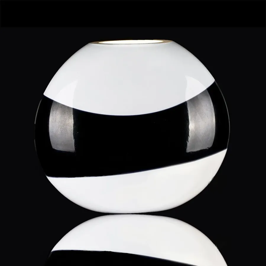 obrazek 1 Elegancka lampa Mou z weneckiego szkła w jednej z trzech wersji kolorystycznych