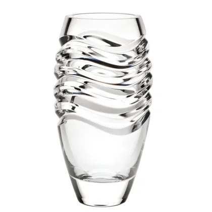 Zdjęcie Wyjątkowy wazon nawiązujący kształtem do fal z kolekcji Ondulato – Vista Alegre