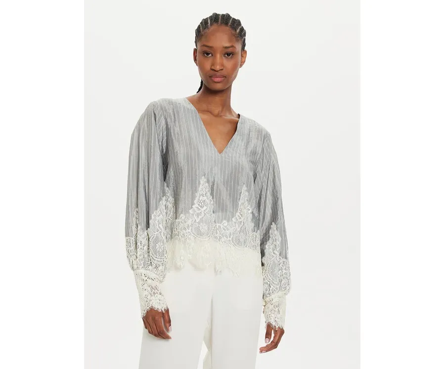 obrazek 1 Karen by Simonsen Bluzka Pam 10105035 Szary Loose Fit