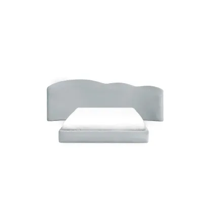 Picture Luxurious Queen size cloud bed