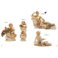 Zdjęcie Włoska figura - leżąca kobieta ozdobiona kwiatami - Valle d'oro Patchi
