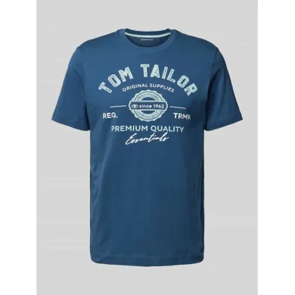 Zdjęcie T-shirt z nadrukiem ze sloganem