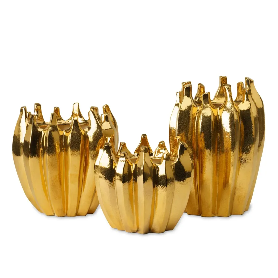 obrazek 2 Wysoki wazon o ciekawym kształcie H.42xL.32xD.Int.16 cm