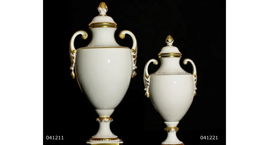 obrazek 2 Klasyczny dzban porcelanowy z pokrywką MPM Porcellane