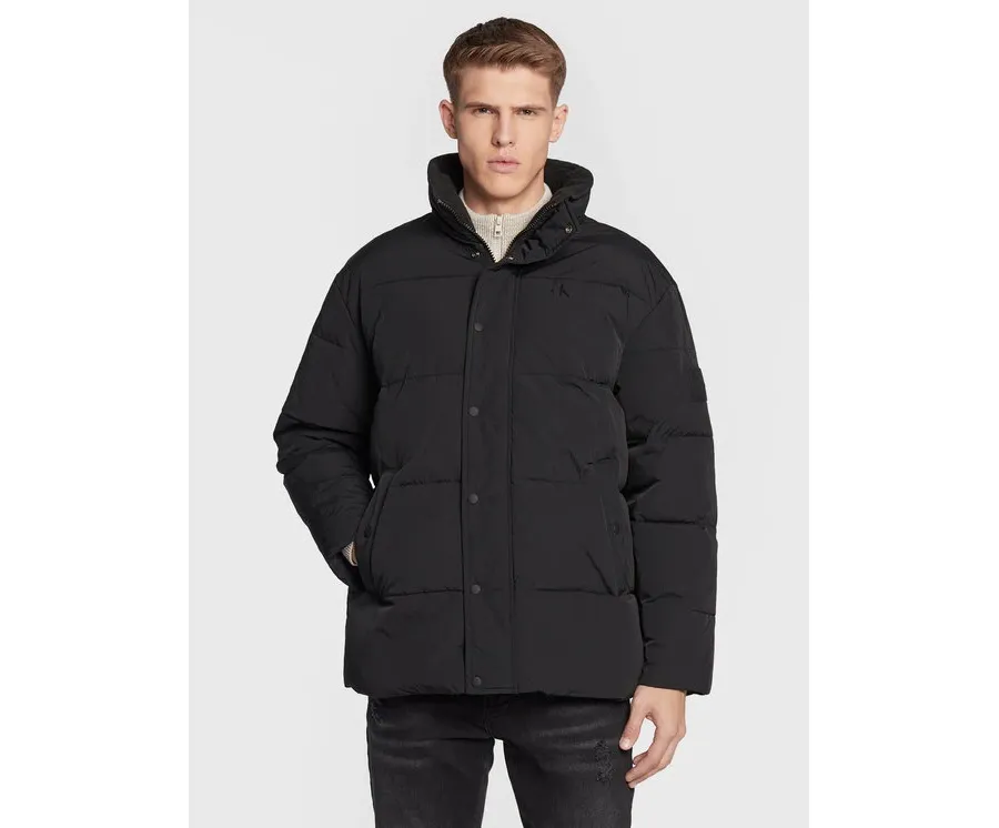 obrazek 1 Calvin Klein Jeans Kurtka zimowa J30J321915 Czarny Oversize