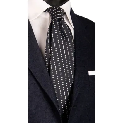 Zdjęcie Włoski, ręcznie szyty krawat z jedwabiu