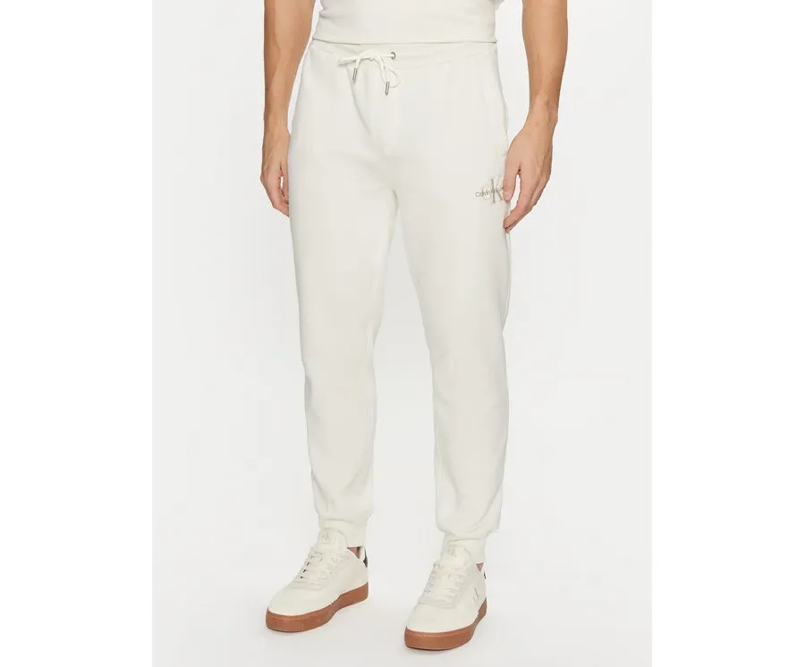 obrazek 1 Calvin Klein Jeans Spodnie dresowe Monologo Hwk Pant J30J325658 Écru Regular Fit