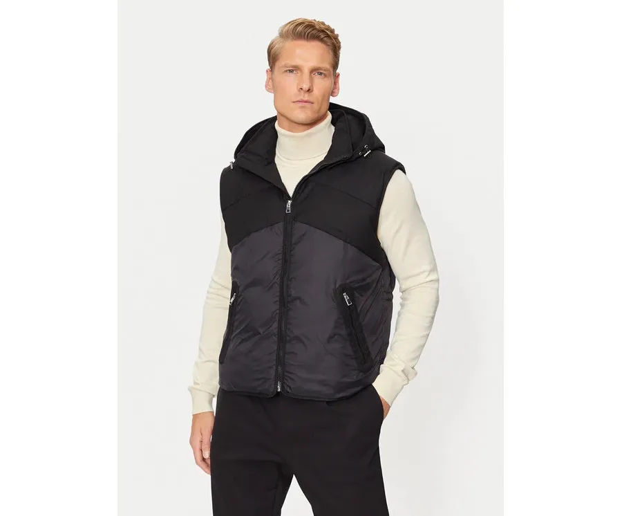 obrazek 1 Baldessarini Bezrękawnik B2 50106/4109 Czarny Regular Fit