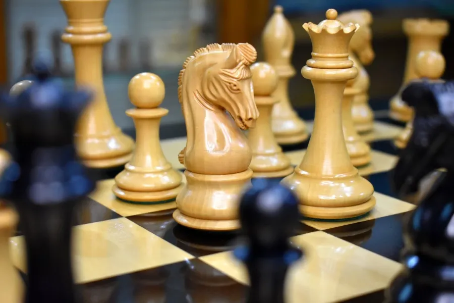 obrazek 2 Wspaniale wykonany pakiet królewskiej gry - The Chess Empire